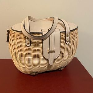 Tommy Bahama woven backer bag purse